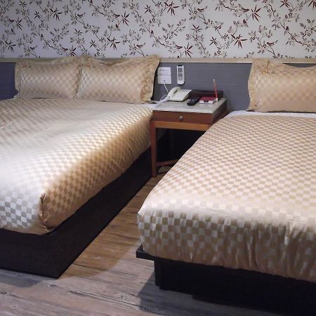 Bin Cheng Hotel Yilan Kültér fotó
