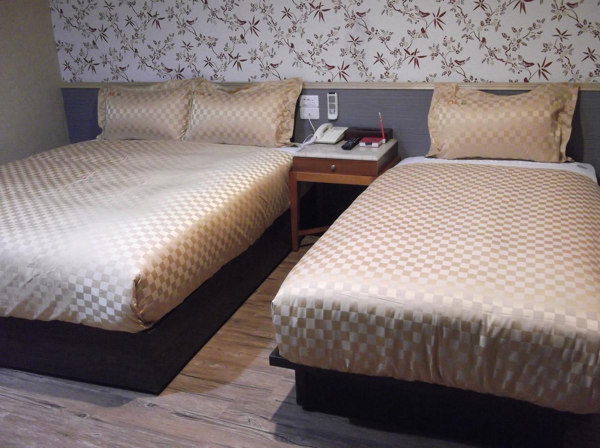 Bin Cheng Hotel Yilan Kültér fotó